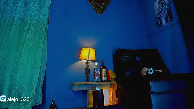 alejo  323   online show from November 10, 2025, 1:37 am