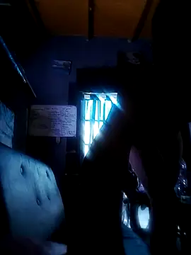 Snapshot of demianmont chatting on November 1, 2025, 7:27 pm demianmont online show from November 1, 2025, 7:27 pm