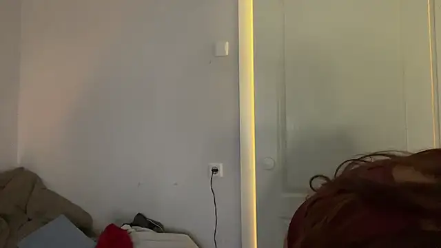 Vivalenti Kiss online show from December 17, 2025, 12:55 pm