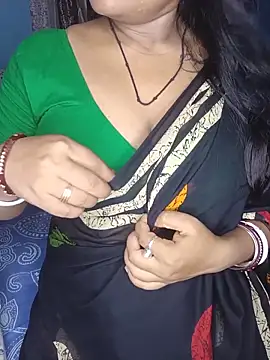 Snapshot of Naughty-Chaaya chatting on May 19, 2026, 5:41 pm Naughty-Chaaya online show from May 19, 2026, 5:41 pm