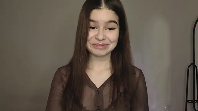 sladkoezzzka online show from September 27, 2025, 4:45 pm