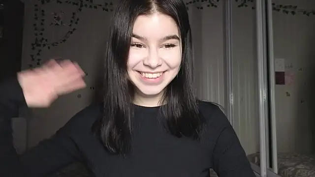 sladkoezzzka online show from October 22, 2025, 5:56 pm