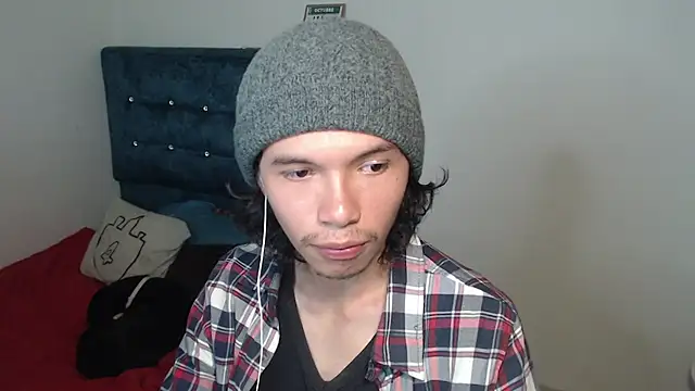 Snapshot of Xoxo_Smiles chatting on November 3, 2025, 12:35 am Xoxo Smiles online show from November 3, 2025, 12:35 am