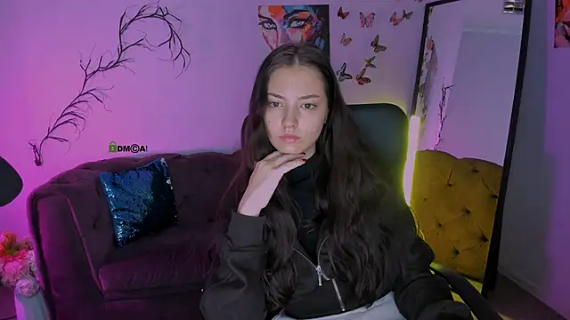 eva smiith  online show from January 15, 2026, 6:40 am