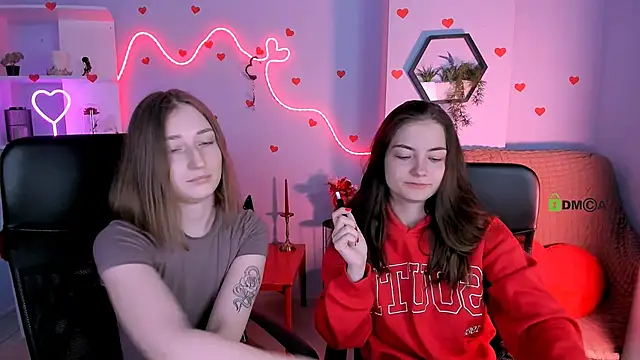 eva smiith  online show from April 2, 2026, 5:49 am