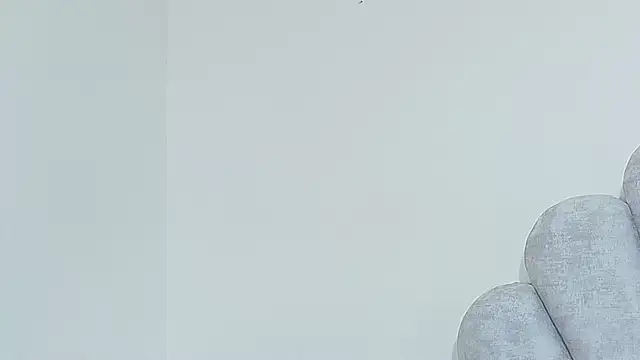 emma-conti2 online show from October 4, 2025, 2:15 pm