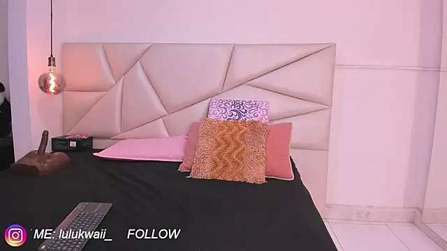 lulukawai16 online show from April 4, 2026, 7:11 pm