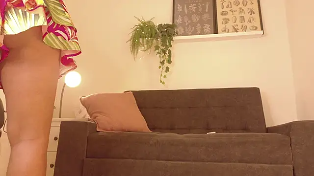 RiriiBrunette   online show from January 31, 2026, 7:56 pm