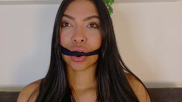 Snapshot of RiriiBrunette__ chatting on April 30, 2026, 8:57 pm RiriiBrunette online show from April 30, 2026, 8:57 pm