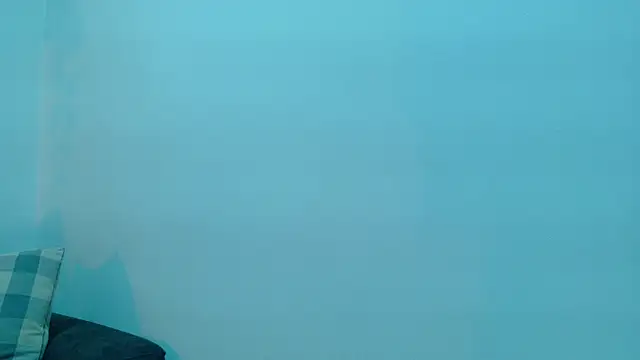 Snapshot of RiriiBrunette__ chatting on May 7, 2026, 7:41 pm RiriiBrunette online show from May 7, 2026, 7:41 pm