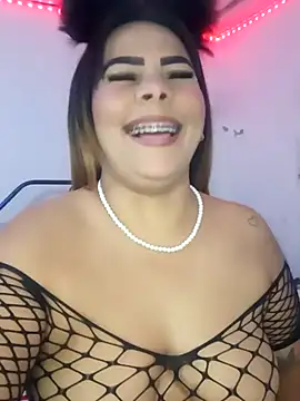 camila rogue online show from October 30, 2025, 1:12 pm