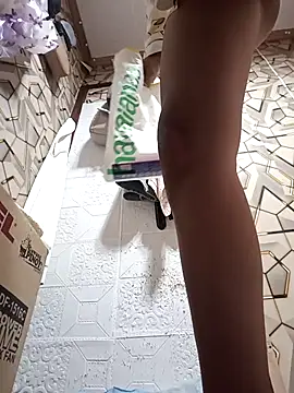 sexhot 22 online show from April 19, 2026, 9:06 pm