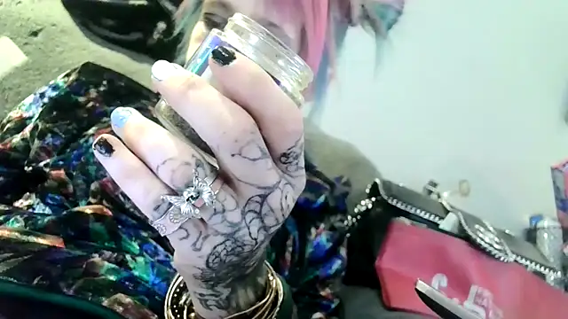 Snapshot of Evieskyy@xh chatting on November 25, 2025, 6:08 pm Evieskyyxh online show from November 25, 2025, 6:08 pm