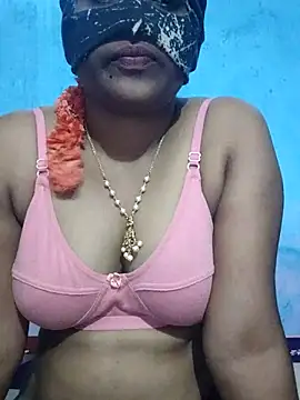 If UR rich Im UR BITCH online show from September 19, 2025, 5:09 am