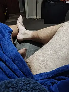hubbyfun19 online show from July 28, 2026, 2:29 am