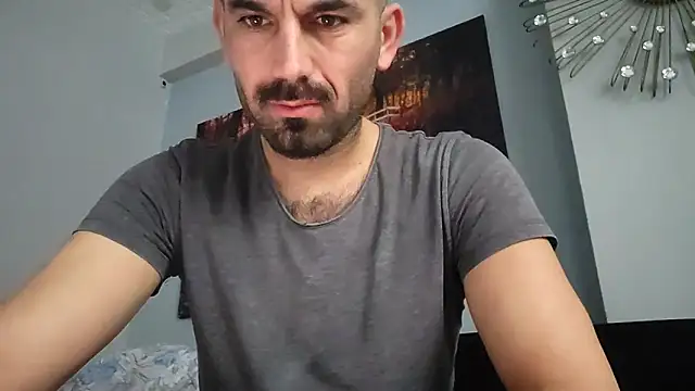 Apooabe online show from February 4, 2026, 2:56 pm