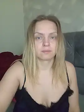 Snapshot of Ami_Foxy chatting on May 31, 2026, 5:26 am Ami Foxy online show from May 31, 2026, 5:26 am