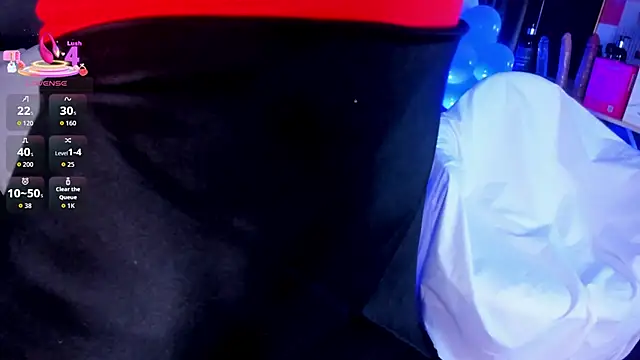 Gina 77 online show from September 25, 2025, 2:10 pm