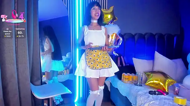 Gina 77 online show from September 26, 2025, 8:35 pm