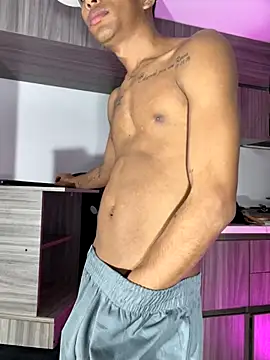 Snapshot of RyanScot4 chatting on September 27, 2025, 5:45 am RyanScot4 online show from September 27, 2025, 5:45 am