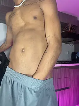 Snapshot of RyanScot4 chatting on September 30, 2025, 5:34 am RyanScot4 online show from September 30, 2025, 5:34 am