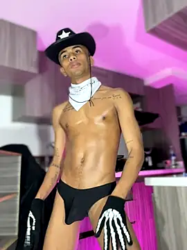 Snapshot of RyanScot4 chatting on November 1, 2025, 5:42 am RyanScot4 online show from November 1, 2025, 5:42 am