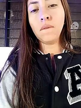 Snapshot of AntonellaJohnston chatting on October 17, 2025, 11:46 am AntonellaJohnston online show from October 17, 2025, 11:46 am