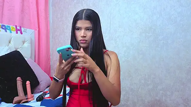 yulissa girls online show from February 24, 2026, 11:41 am