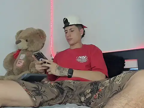 Mateo Escobar online show from November 8, 2025, 4:45 am