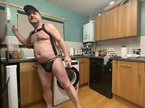 Dilfcam101 online show from February 14, 2026, 6:26 pm