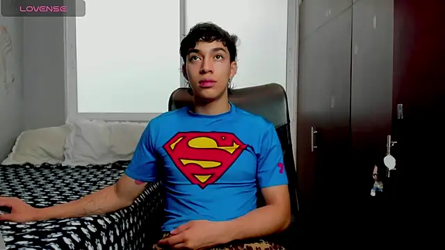 Noxx starkK online show from December 17, 2025, 6:03 pm