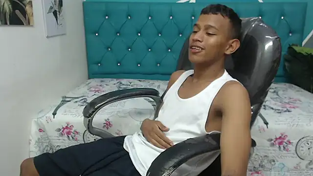 Rory castro online show from October 16, 2025, 10:44 pm