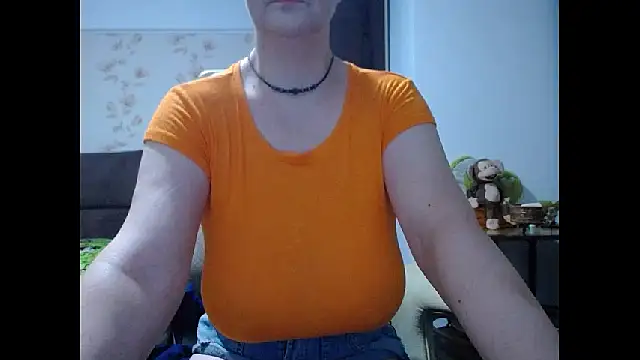 Mary x online show from June 17, 2026, 3:09 am