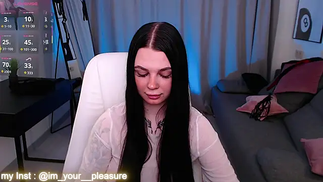 Snapshot of Michela_Fruet chatting on February 21, 2026, 1:06 am Michela Fruet online show from February 21, 2026, 1:06 am