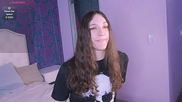 SilverMuse online show from February 25, 2026, 9:24 pm