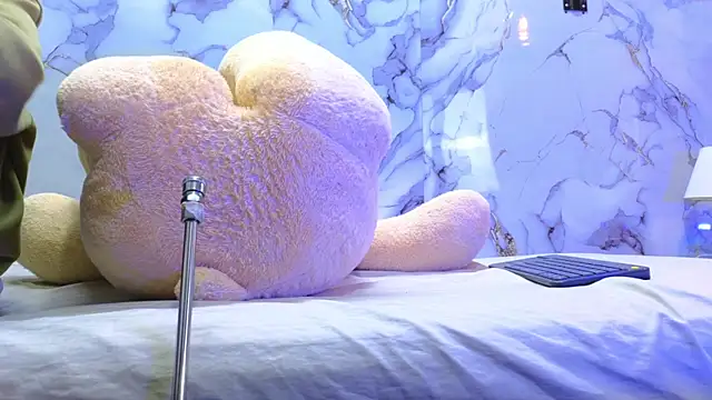 PrincePoppy online show from January 13, 2026, 8:36 pm