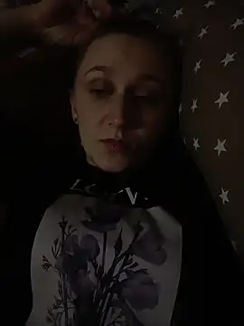 Snapshot of Lissa213 chatting on November 9, 2025, 5:44 pm Lissa213 online show from November 9, 2025, 5:44 pm