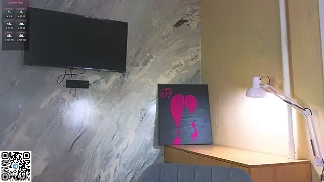 miss bubbles  online show from October 11, 2025, 12:32 am