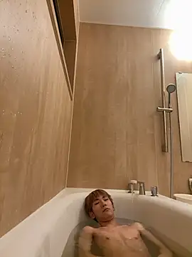 yuyusan07 online show from April 19, 2026, 1:54 pm