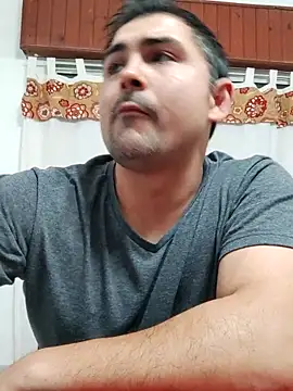 Bradd 32 online show from October 18, 2025, 2:36 am