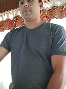 Bradd 32 online show from February 8, 2026, 12:08 pm