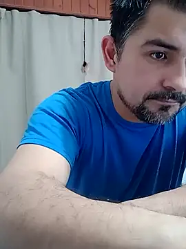 Snapshot of Bradd_32 chatting on July 16, 2026, 11:27 am Bradd 32 online show from July 16, 2026, 11:27 am