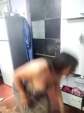 Snapshot of senciya chatting on November 21, 2025, 8:07 pm senciya online show from November 21, 2025, 8:07 pm