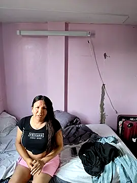 Snapshot of senciya chatting on November 23, 2025, 9:25 pm senciya online show from November 23, 2025, 9:25 pm