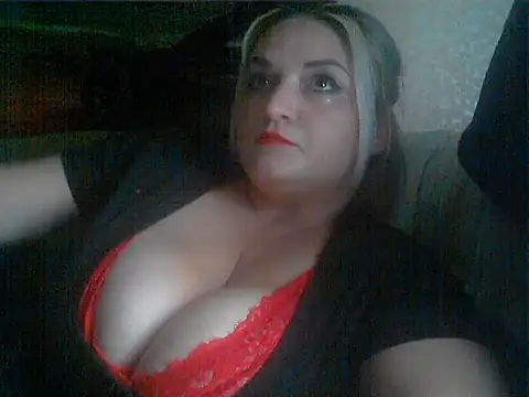 DianaCream online show from September 15, 2025, 11:10 am
