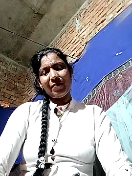 Savita992 online show from April 3, 2026, 11:19 am