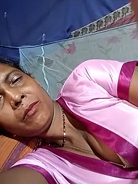 Savita992 online show from June 1, 2026, 7:43 am