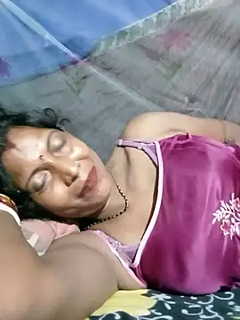 Snapshot of Savita992 chatting on July 12, 2026, 12:34 am Savita992 online show from July 12, 2026, 12:34 am