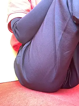 Linhtruong  online show from February 6, 2026, 4:28 am