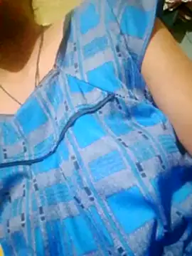 Daisygirl9 online show from October 18, 2025, 3:46 pm